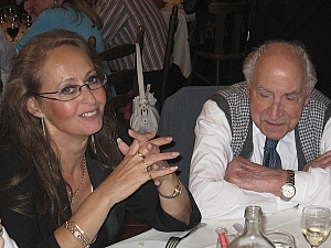 071013 RENELDE 1728 RESIZED.jpg